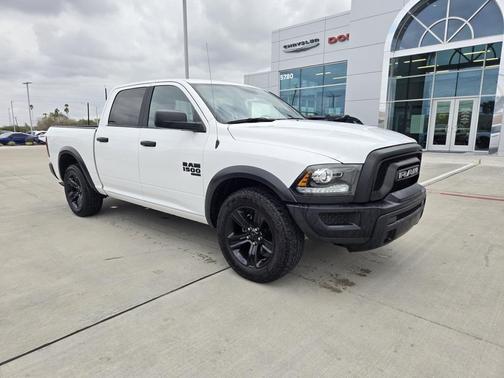 2024 RAM 1500 Classic Warlock Crew Cab 4x2 5'7' Box