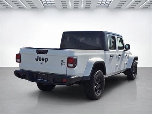 2023 Jeep Gladiator Willys 4x4