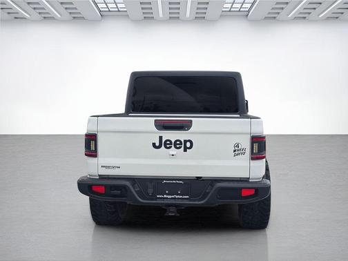 2021 Jeep Gladiator Willys 4x4