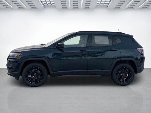 Fathom Blue Pearl Coat 2026 Jeep Compass Latitude