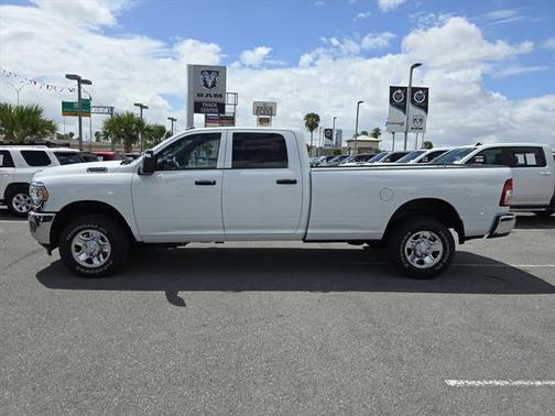 2024 RAM 2500 Tradesman Crew Cab 4x4 8' Box