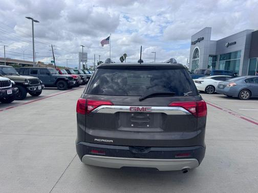 2019 GMC Acadia SLE-2