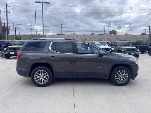 2019 GMC Acadia SLE-2