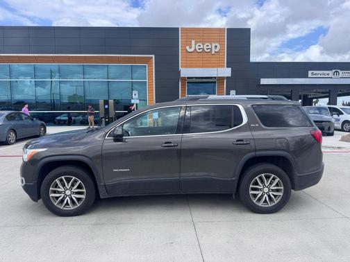 2019 GMC Acadia SLE-2