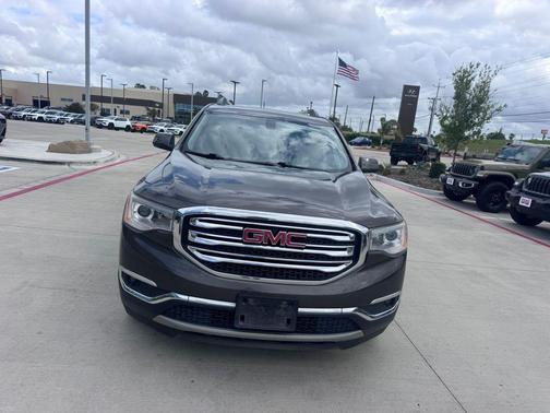 2019 GMC Acadia SLE-2