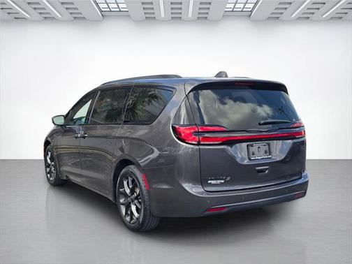 2021 Chrysler Pacifica Touring