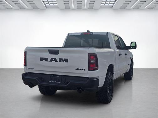 2026 RAM 1500 Warlock Crew Cab 4x4 5'7' Box