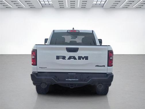 2026 RAM 1500 Warlock Crew Cab 4x4 5'7' Box
