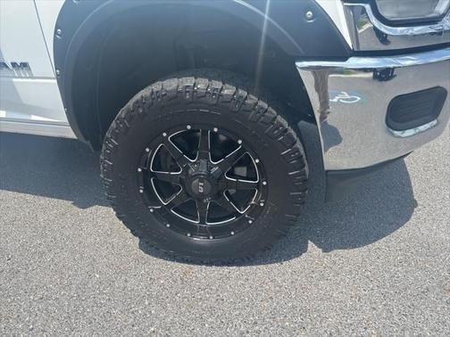 2019 RAM 2500 Big Horn Crew Cab 4x4 6'4' Box