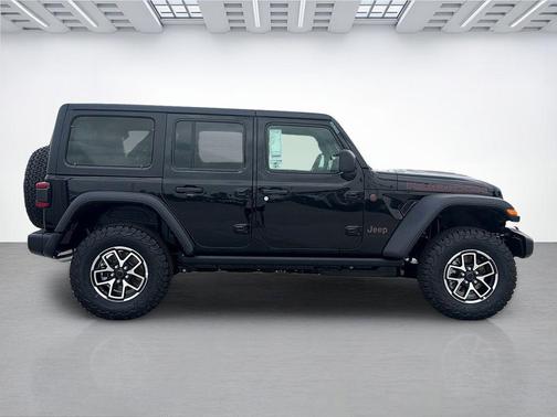 Black Clearcoat 2026 Jeep Wrangler Rubicon