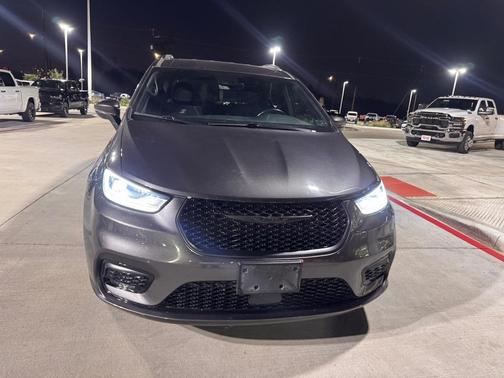 2021 Chrysler Pacifica Touring