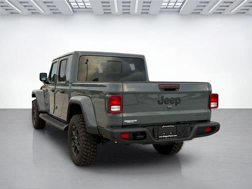 Anvil Clearcoat 2026 Jeep Gladiator Texas Trail 4x4