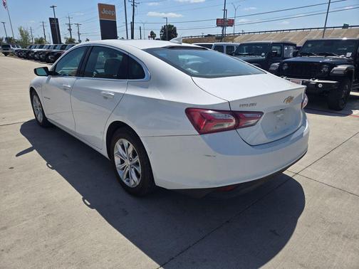 2022 Chevrolet Malibu FWD LT