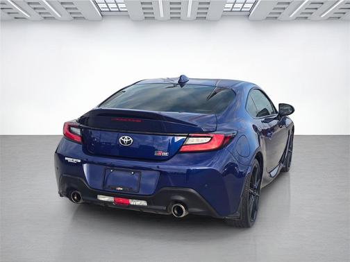 2025 Toyota GR86 Premium