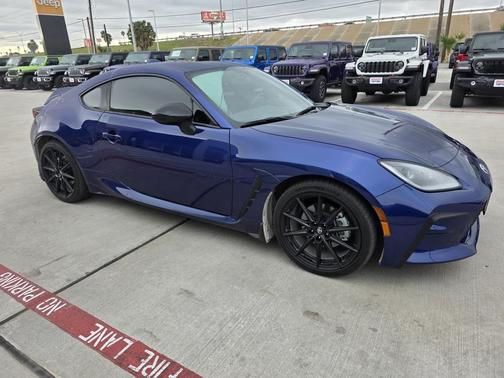 2025 Toyota GR86 Premium