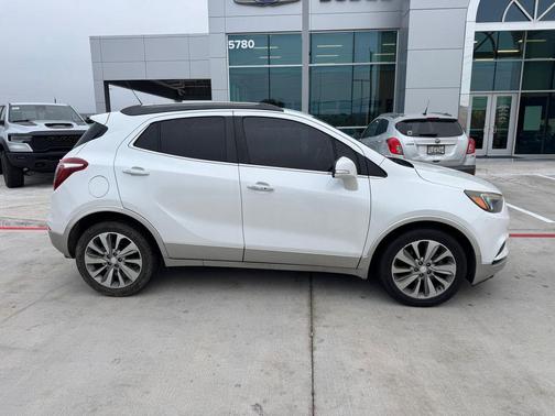 White Frost Tricoat 2018 Buick Encore Preferred