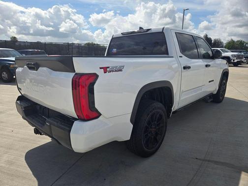 White 2022 Toyota Tundra SR5