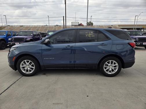 2024 Chevrolet Equinox LS