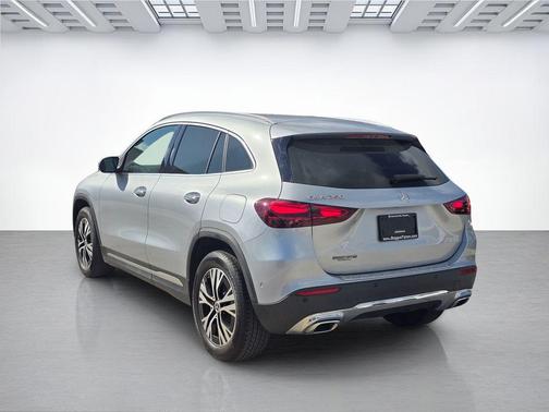 2025 Mercedes-Benz GLA 250 4MATIC