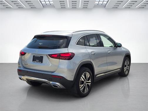2025 Mercedes-Benz GLA 250 4MATIC