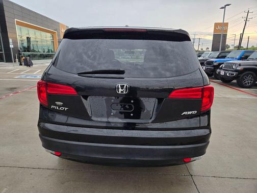 Black 2016 Honda Pilot EX-L