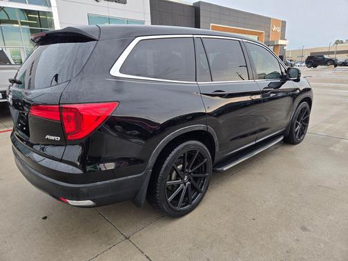 Black 2016 Honda Pilot EX-L