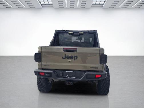 Gator Clearcoat 2020 Jeep Gladiator Sport S