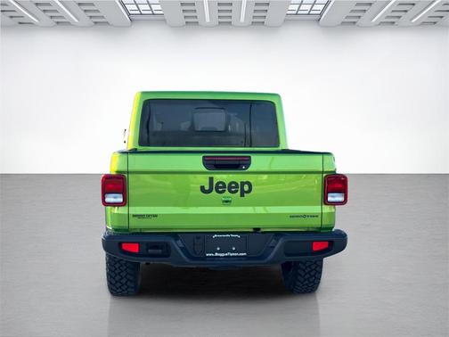 2025 Jeep Gladiator High Tide