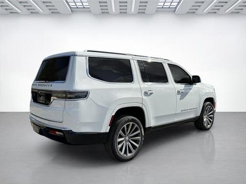 2023 Jeep Grand Wagoneer 4x4