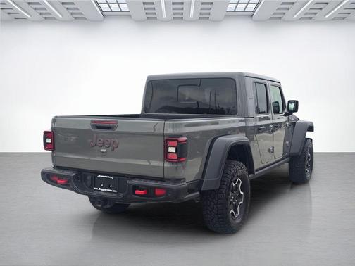 Sting-Gray Clearcoat 2021 Jeep Gladiator Rubicon