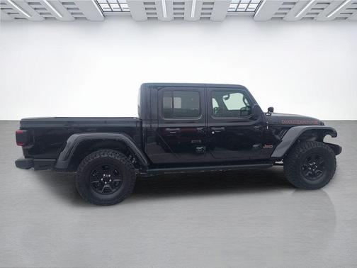 Black Clearcoat 2021 Jeep Gladiator Mojave 4x4