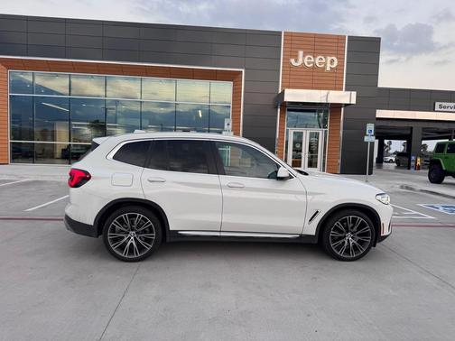2023 BMW X3 sDrive30i