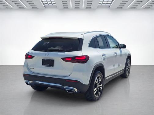 2025 Mercedes-Benz GLA 250 4MATIC
