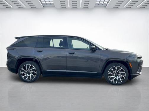 2025 Jeep Wagoneer S Limited