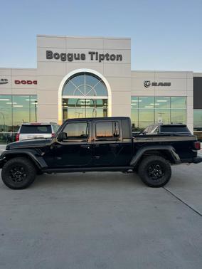 2023 Jeep Gladiator Willys 4x4