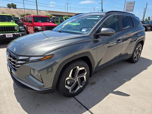 Amazon Gray 2023 Hyundai TUCSON SEL