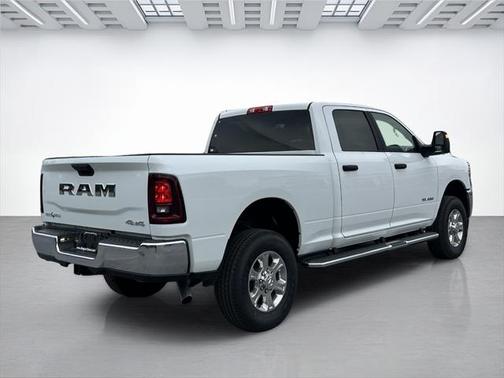 2025 RAM 2500 Lone Star Crew Cab 4x4 6'4' Box