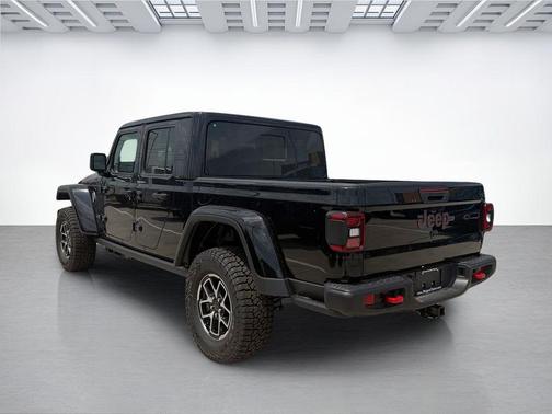 Black Clearcoat 2026 Jeep Gladiator Rubicon