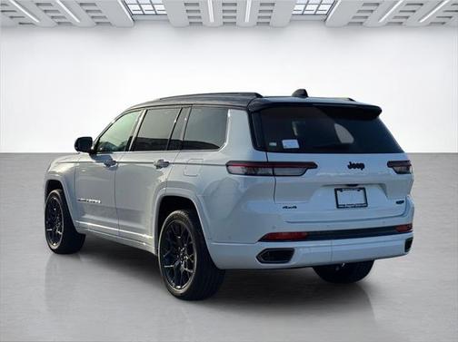 2025 Jeep Grand Cherokee L Summit Reserve