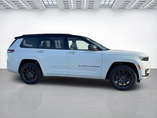 2025 Jeep Grand Cherokee L Summit Reserve