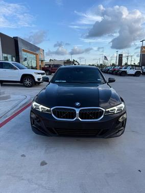 2024 BMW 330 i