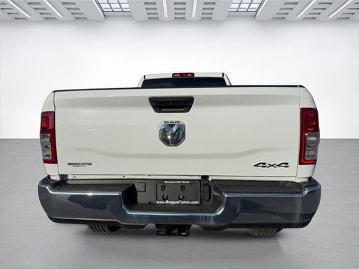 2024 RAM 2500 Tradesman Crew Cab 4x4 8' Box