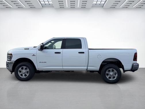 2025 RAM 2500 Lone Star Crew Cab 4x4 6'4' Box