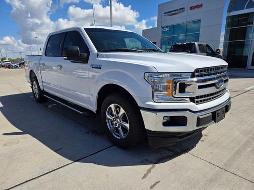 Oxford White 2018 Ford F-150 XLT
