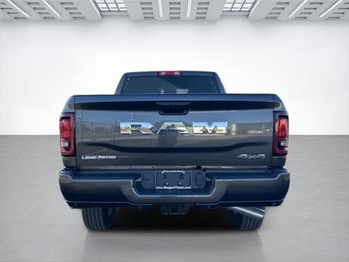 2025 RAM 2500 Lone Star Crew Cab 4x4 6'4' Box