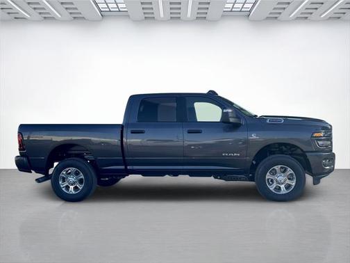 2025 RAM 2500 Lone Star Crew Cab 4x4 6'4' Box