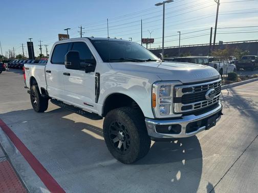 2023 Ford F-350 XLT