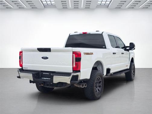 2023 Ford F-350 XLT