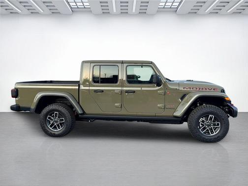 2026 Jeep Gladiator Mojave 4x4
