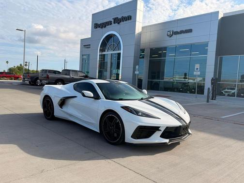 2022 Chevrolet Corvette Stingray w/1LT